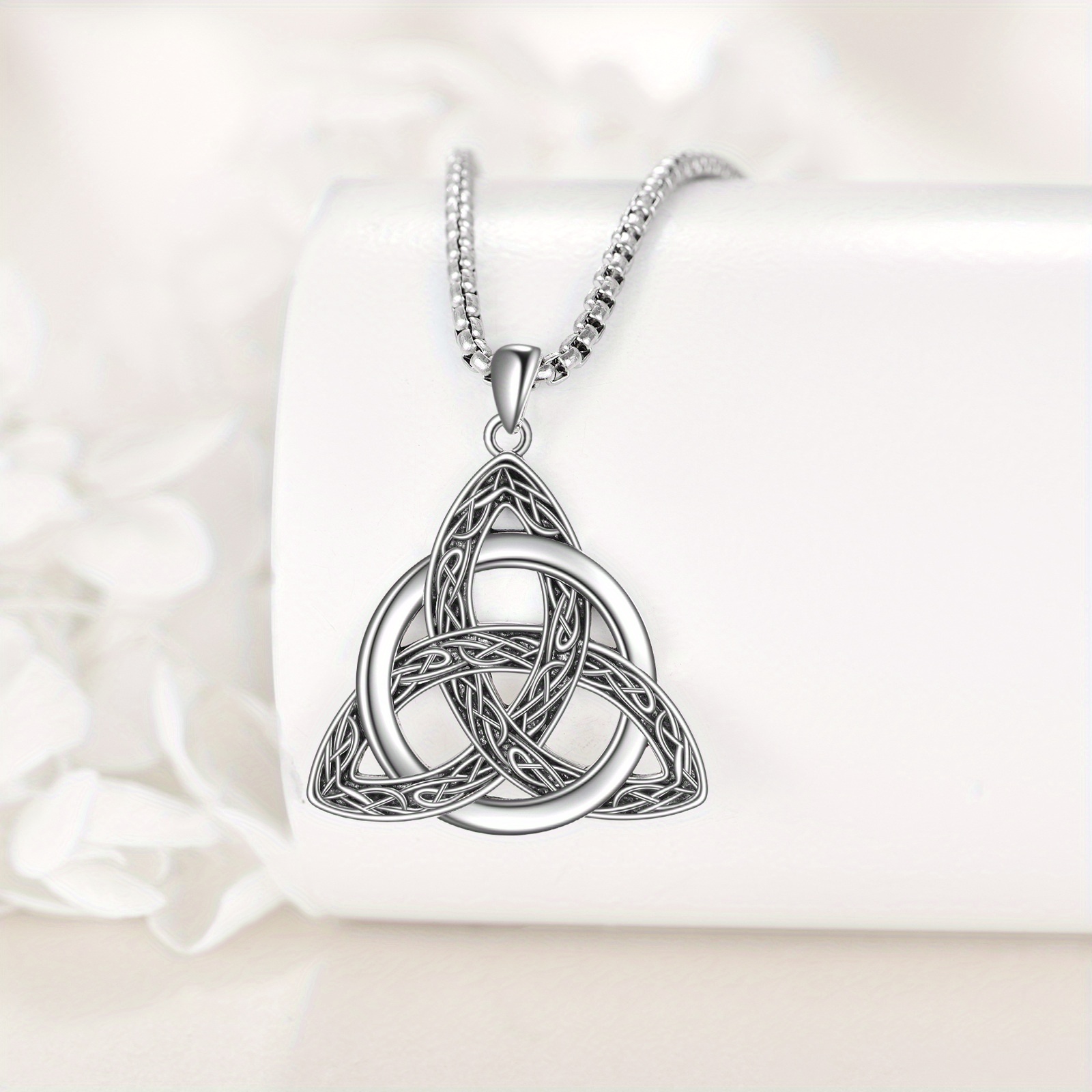 YAFEINI Celtic Triquetra Necklace, 925 Sterling Silver